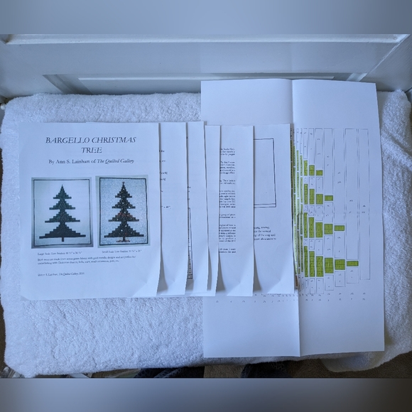 Three Christmas Wall Quilt Pattern Bundle - Picture 3 of 7